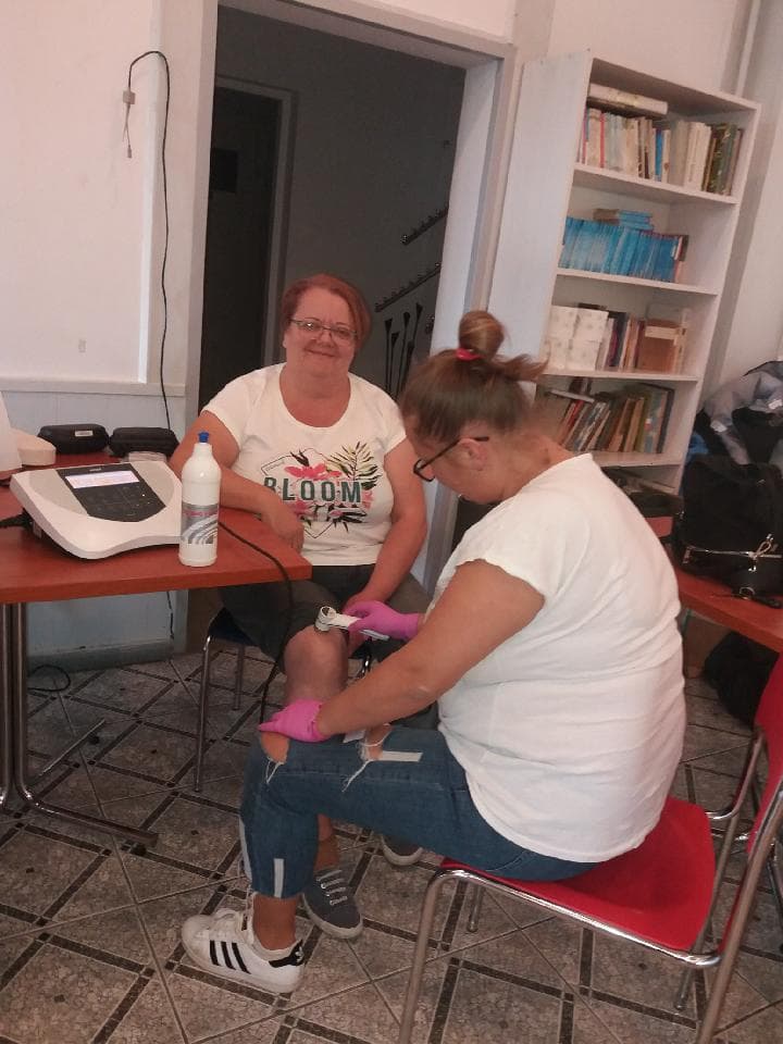 Mobilna rehabilitacja w Kowanówku – zabiegi i ćwiczenia (zdjęcie 4)