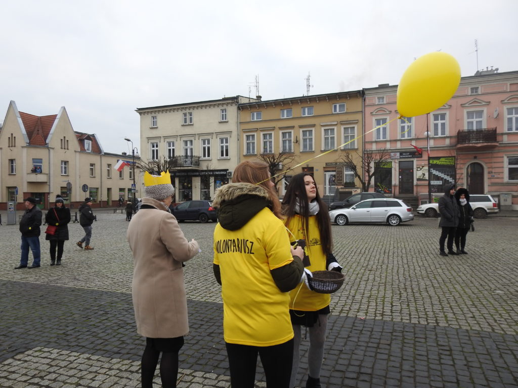 Orszak Trzech Króli 2020 – kwesta wolontariuszy Stowarzyszenia (zdjęcie 4)